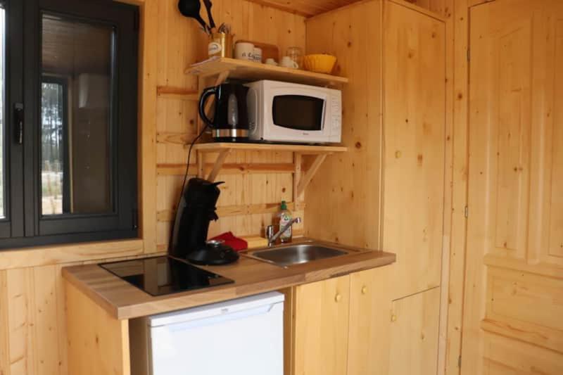 Roulottes Cocooning Au Coeur Des Landes Hotell Mées Exteriör bild