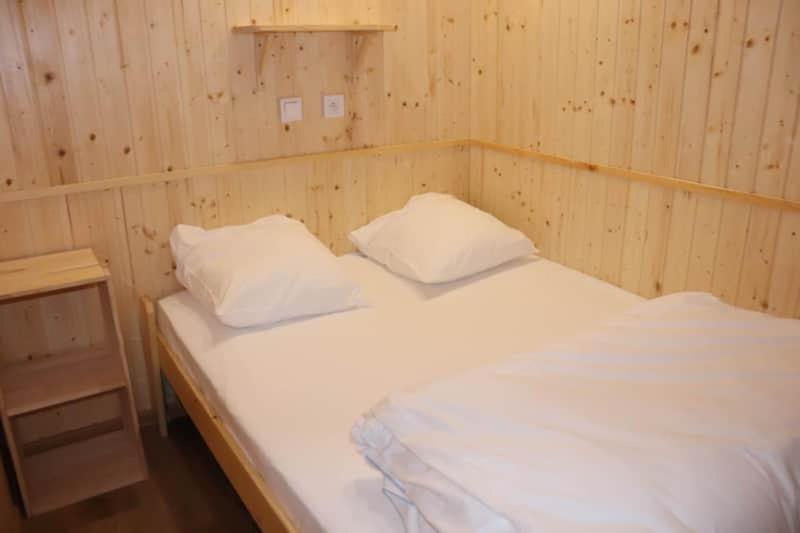 Roulottes Cocooning Au Coeur Des Landes Hotell Mées Exteriör bild